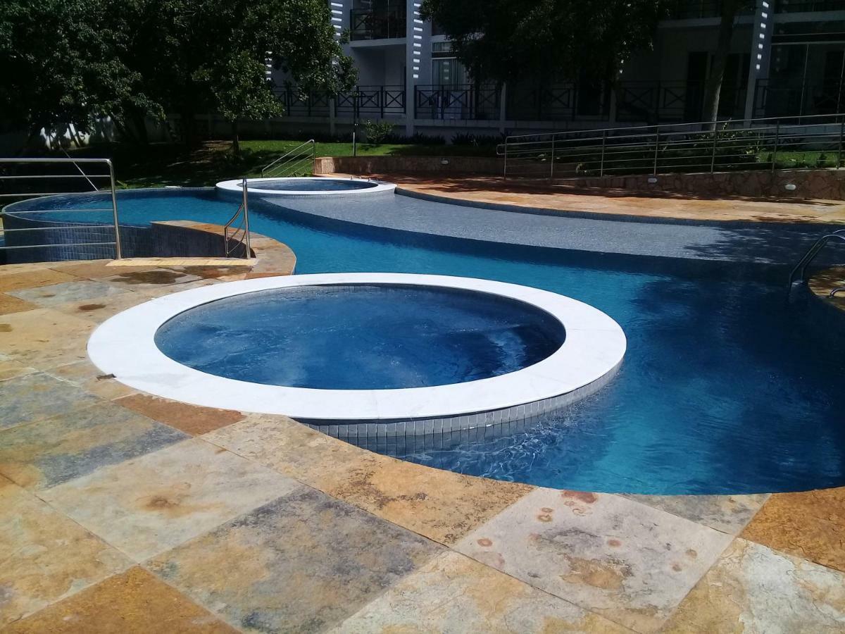 Apartment Apto Rover 2 Com Solarium Gratuito No Ubaia Res Apto 215